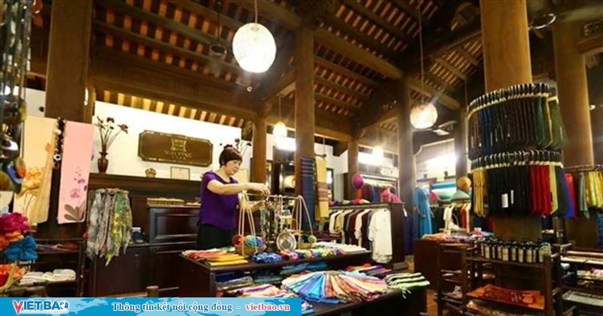 Culture week to promote Vạn Phúc traditional silk craft