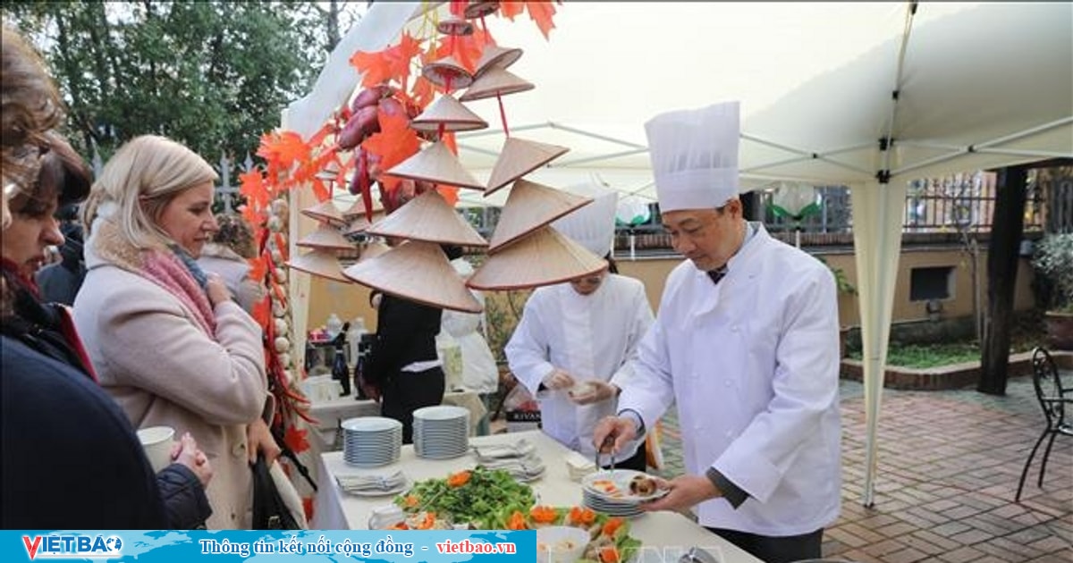 Vietnamese cuisine and tourism introduced in Italy