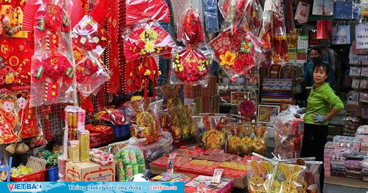 Market slows down ahead of Kitchen Gods' worship ritual