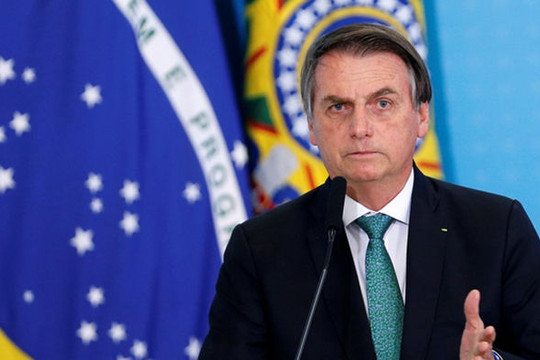 Tổng thống Brazil lên mạng đăng tin giả về Covid-19