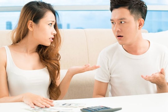 Đưa vợ 3 triệu để chi tiêu, chồng ca thán: 'Muốn bỏ cho đỡ rách việc'