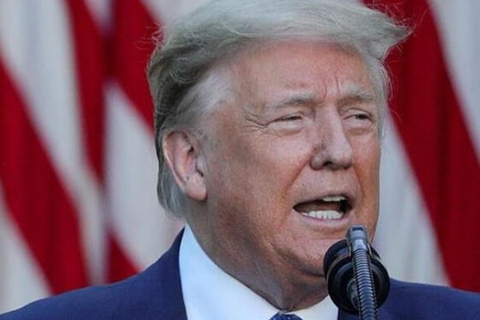 Twitter vô hiệu hóa video Trump đăng do vi phạm bản quyền