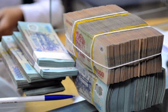 Nỗi lo cuối năm: Dòng tiền chuyển hướng, lãi suất tăng cao