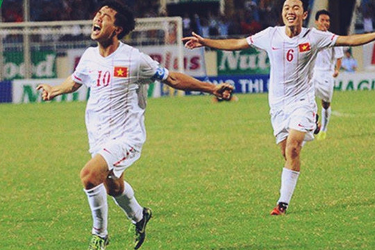 Báo Malaysia: Bóng đá Việt Nam cần cảm ơn bầu Đức và HAGL