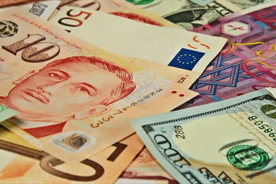 Tỷ giá ngoại tệ ngày 28/8, USD biến động mạnh