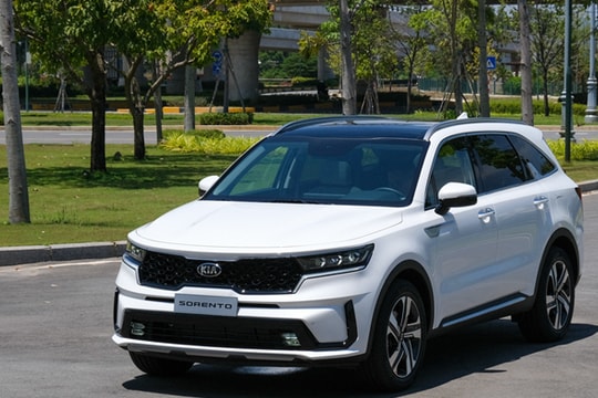 Chi tiết Kia Sorento 2021: xe Hàn Quốc có gì với giá cao nhất 1,349 tỷ?