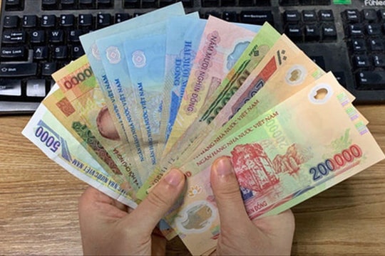 Làm bao nhiêu tiền chồng cũng đùm dúm cho em gái, vợ góp ý không được lẳng lặng làm 1 việc mà đúng 2 tháng sau anh thay đổi hẳn