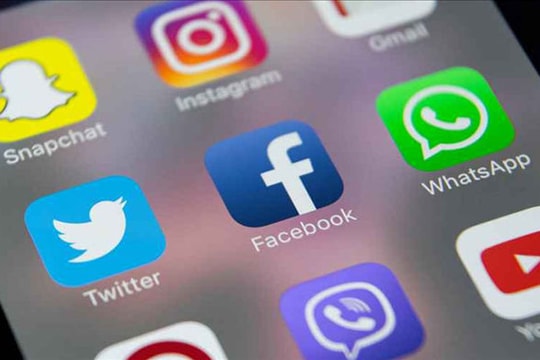 Mô hình hoạt động của Facebook, Twitter, Youtube sắp bị sụp đổ