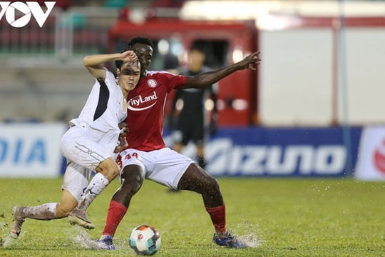Những cầu thủ 'bước ra ánh sáng' ở V-League 2020