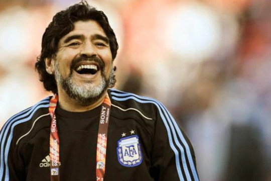 BLV Quang Huy kể chuyện Maradona huấn luyện khác người ở World Cup 2010