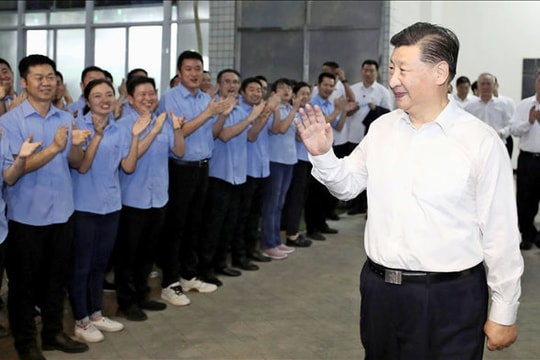 Trung Quốc ra luật cấm xuất khẩu mới, doanh nghiệp toàn cầu lao đao