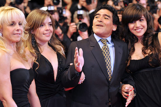 Lộ diện bản di chúc chưa bao giờ được công bố của Maradona