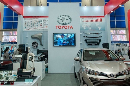 Đẩy mạnh phát triển công nghiệp hỗ trợ và ngành công nghiệp ô tô Việt Nam