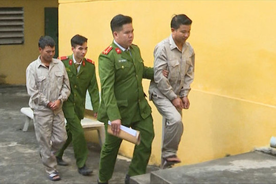 Bắt 2 thanh niên đánh xóc đĩa bị truy nã lẩn trốn từ Phú Thọ vào Bình Phước
