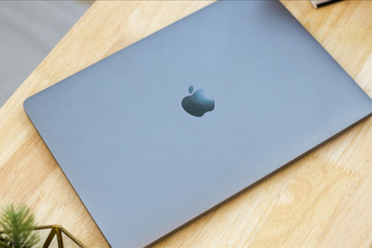 MacBook M1 về Việt Nam giá 'chát' từ 29 triệu đồng, vẫn cháy hàng