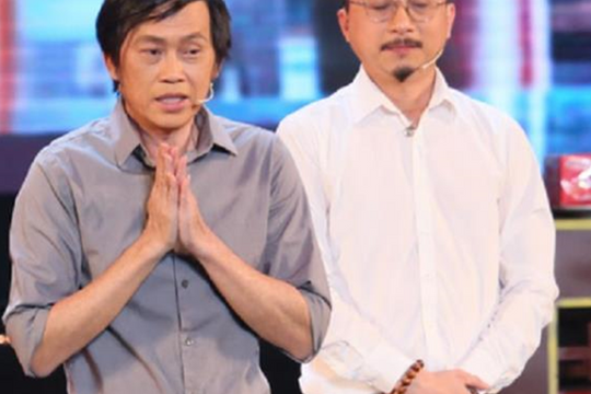 Video: Hoài Linh nghẹn ngào cảm ơn khán giả yêu thương Chí Tài