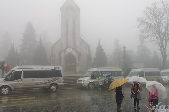 Nhà thờ cổ chìm trong sương, Sa Pa mộng mơ như cổ tích