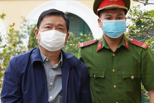 Ông Đinh La Thăng chấp nhận hình phạt 10 năm tù mới bị tuyên