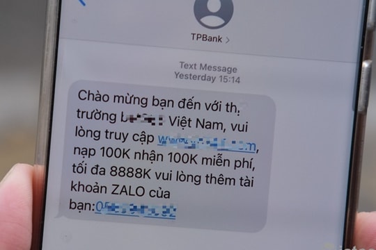 Giả mạo TPBank nhắn tin quảng bá cá cược