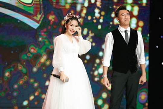 Lady Phương Thùy chiếm trọn tình cảm BGK Chinh Phục Thần Tượng