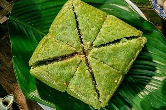 Ăn một chiếc bánh chưng phải chạy 7h mới tiêu hết năng lượng, bác sĩ chỉ cách ăn tránh béo cho món này