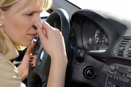 6 mẹo đơn giản khử mùi ô tô hiệu quả tức thì, không tổn hại sức khỏe tài xế