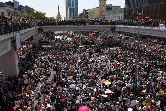 Thêm 7 người Myanmar thiệt mạng trong biểu tình phản đối đảo chính quân sự