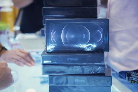 iPhone 12 Mini về giá dưới 17 triệu đồng