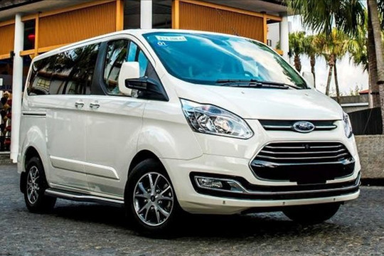 Ford Tourneo dừng sản xuất tại Việt Nam, Kia Sedona thêm rộng cửa
