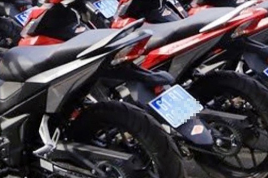 Đạo chích đột nhập trụ sở công an trộm 2 mô tô chuyên dụng