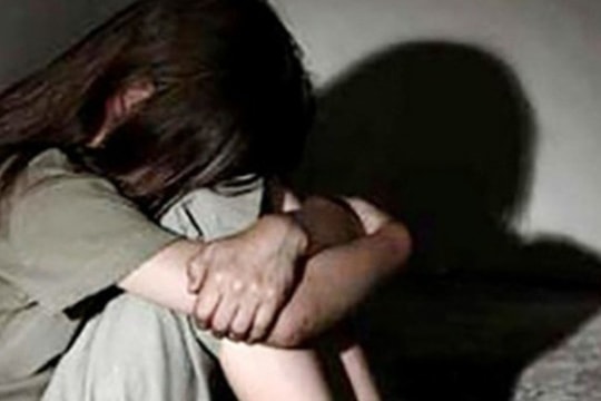 Hà Nội: 'Má mì' 17 tuổi đẩy hai gã trai vào tù