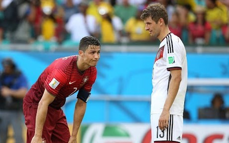 Thomas Muller và Ronaldo vẫn chưa từng “lần đầu tiên làm chuyện ấy”