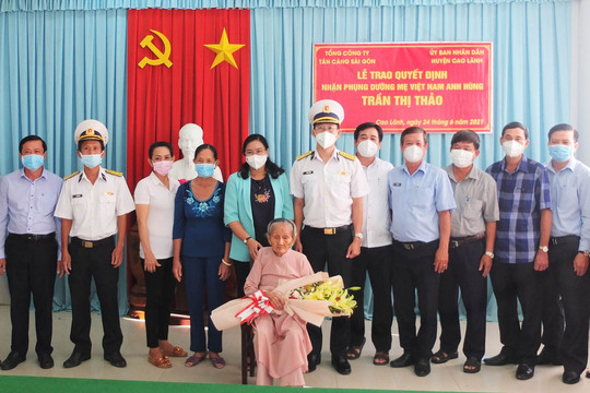 Tổng công ty Tân cảng Sài Gòn nhận phụng dưỡng Mẹ Việt Nam Anh hùng