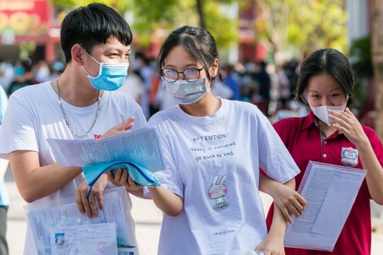 Thủ khoa trường chuyên Sư phạm đạt 38 điểm