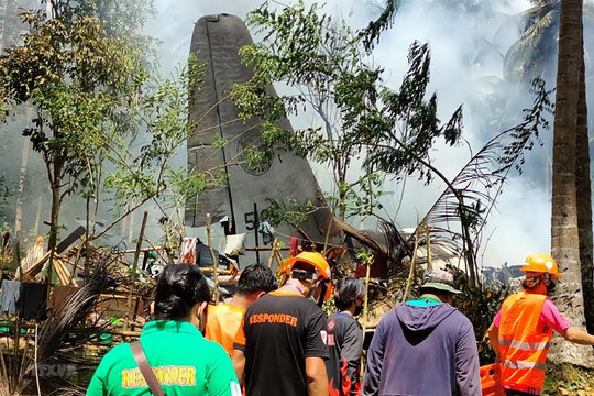 Vụ máy bay rơi ở Philippines: Số người thiệt mạng đã lên tới 29 người