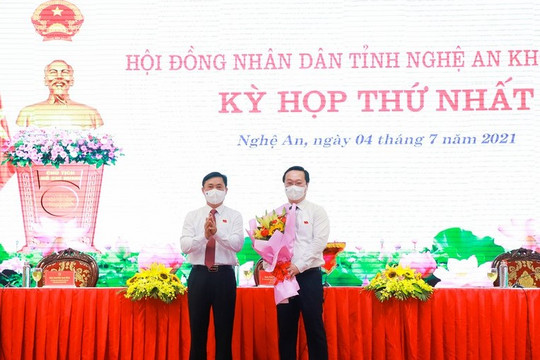 Ông Nguyễn Đức Trung tái đắc cử Chủ tịch UBND tỉnh Nghệ An