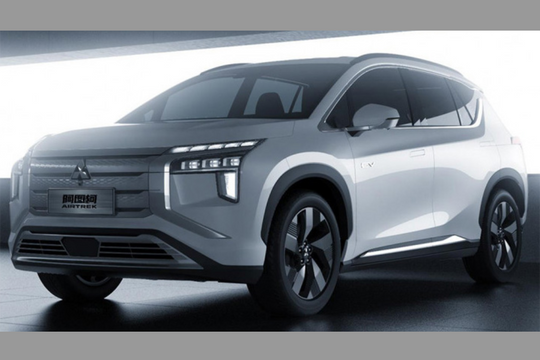 Mitsubishi ra mắt mẫu SUV chạy điện Airtrek 2022, tương lai điện khí hoá dải sản phẩm