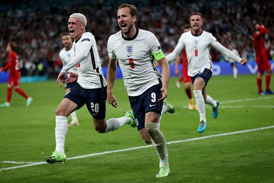 Kane ghi 'bàn thắng vàng' đưa Anh vào chung kết Euro 2020