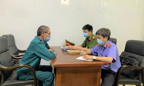 Viết đơn khiếu nại Chủ tịch xã rồi 'ra giá' 400 triệu đồng để rút đơn