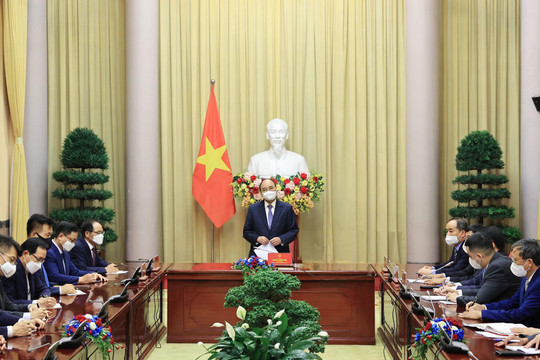 Chủ tịch nước gặp mặt Chủ tịch Hội người Hàn Quốc tại Việt Nam
