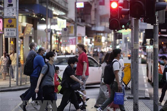 Dịch COVID-19: Hong Kong kéo dài các biện pháp giãn cách xã hội