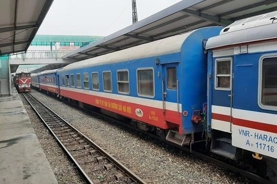 Đường sắt tiếp tục lập tàu chuyên biệt đưa người dân về từ TP.HCM