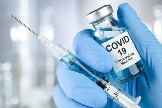 Có 1 trong 8 dấu hiệu sau tiêm vaccine Covid-19 cần liên hệ y tế