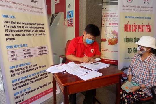 Nhiều người dân TP.HCM phản ánh chưa nhận được tiền hỗ trợ COVID-19