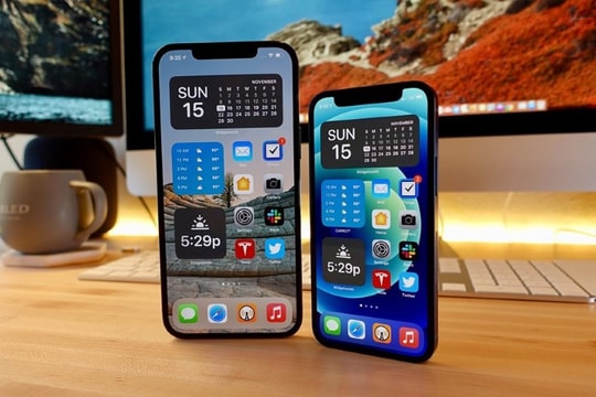 Apple lo ngại thiếu chip có thể khiến iPhone khan hàng, khó mua