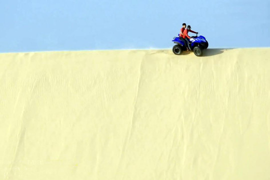Bàu trắng – “Thiên đường cát” ở Bình Thuận