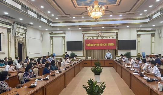 Bộ trưởng Nguyễn Thanh Long kêu gọi hệ thống y tế tư nhân của TP.HCM chung sức chống COVID-19

