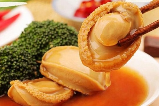 Biến mực thành bào ngư, nhà hàng nhận cái kết đắng