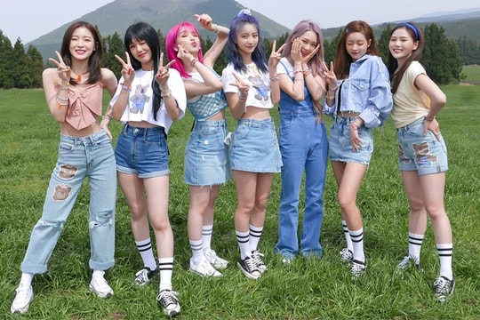 2 ca khúc girlgroup phát hành trong năm nay với điểm chung khiến Knet không khỏi tiếc nuối: Thành tích nhạc số cực tốt nhưng lại 'trắng tay' trên đài trung ương