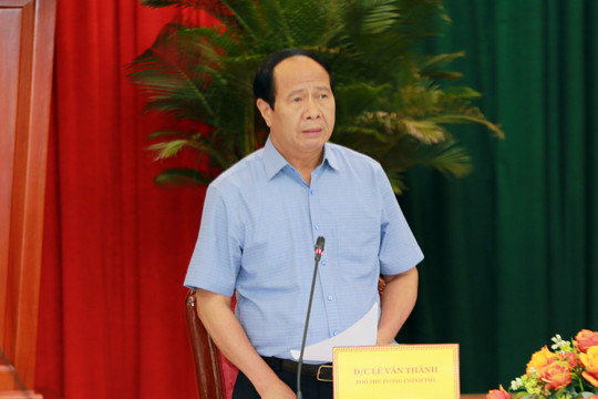 Phó Thủ tướng Lê Văn Thành: Tuyệt đối an toàn thì mới được sản xuất